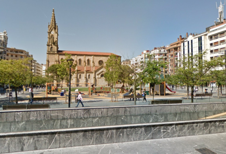 La Plaza de Catalunya de Donostia, donde se produjo el crimen. (Google Maps)