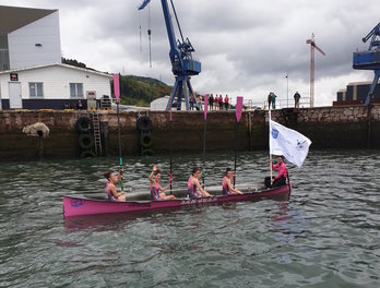 La tripulación de San Juan se ha impuesto en casa en el Campeonato de Gipuzkoa de bateles. (SAN JUAN KOXTAPE)