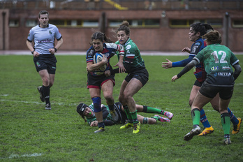 Un lance del partido entre el Eibar y el Coterva Cocos de Sevilla. (Aritz LOIOLA / FOKU)