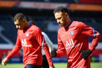 Todas las miradas estarán puestas en la dupla formada por Mbappé y Neymar, que fueron decisivos en Münich. (Franck FIFE/AFP) 