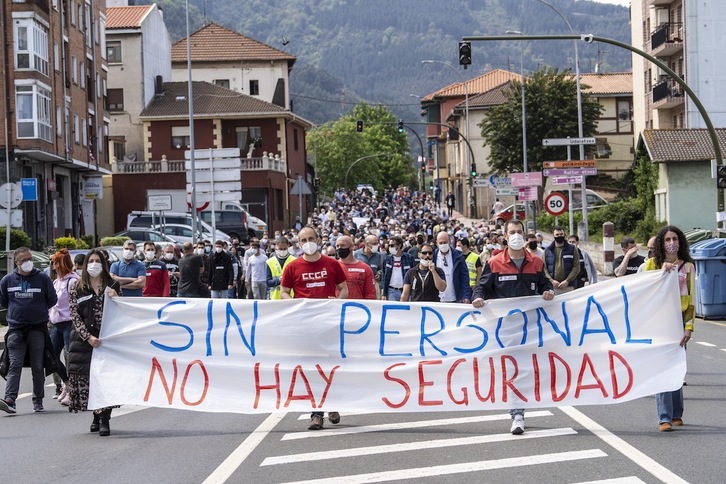 Manifestación de los trabajadores de Petronor por Muskiz, el viernes pasado. (Marisol RAMIREZ/FOKU)