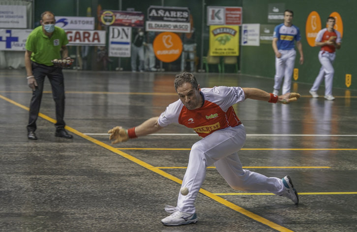 Aurtengo Binakakoa bere azken txapelketa izango den erabaki beharko du Aimar Olaizolak. (Andoni CANELLADA/FOKU)