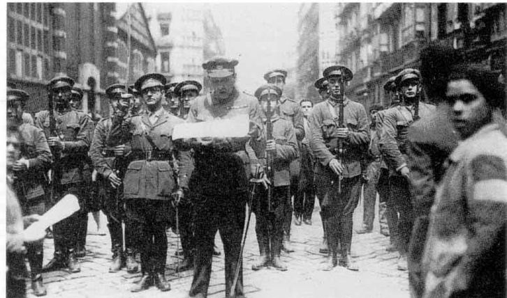 1931n Ategorrietako sarraskiaren ondoren gerra bandoa irakurri zeneko unea Donostian (José Antonio Egido, Jesús Larrañaga, "Beasaingo paperak",)