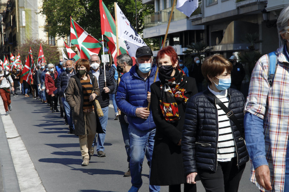 Ehunka lagun bildu dira Donostian. (Maialen ANDRES/FOKU) Ehunka lagun bildu dira Donostian. (Maialen ANDRES/FOKU)