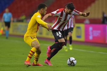Mikel Balenziaga ha dado la cara en la derrota, y ha asegurado que el Athletic volverá a levantarse. (Cristina QUICLER / AFP PHOTO)