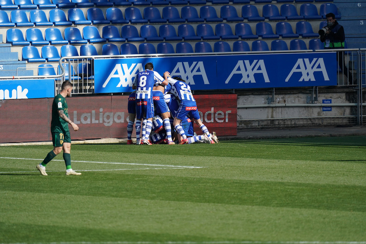 Babazorroak Battagliaren gola ospatzen. (Endika PORTILLO / FOKU)