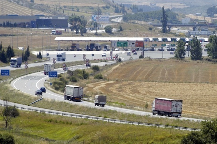 Peaje de Tiebas en la AP-15, en una imagen de archivo. (Iñigo URIZ/FOKU)