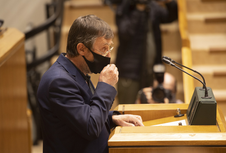 El parlamentario del PNV Luis Javier Telleria ha defendido la proposición de ley. (Raul BOGAJO/FOKU)