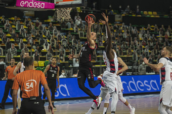 Bilbao Basket finalmente ha viajado a Valencia, pero de nuevo sin Rousselle. (Aritz LOIOLA/FOKU)