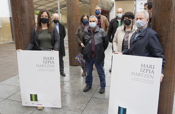 Hari Izpia Hartzen jardunaldiak aurkeztu dituzte Atarrabian. (Jagoba MANTEROLA / FOKU)