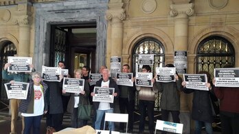 Protesta contra la ordenanza que tras ser anulada por los tribunales ha sido resucitada por PNV, PSE y PP, en una imagen de archivo. (@gara_miantzi)