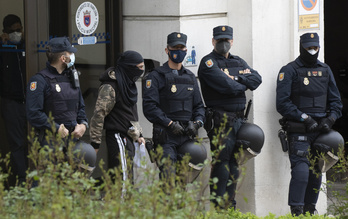 Asteartean Arrotxapean atxilotutako 10 gazteak aske geratu dira. (Jagoba MANTEROLA / FOKU)