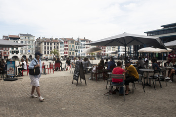 Baionako terraza © Guillaume FAUVEAU