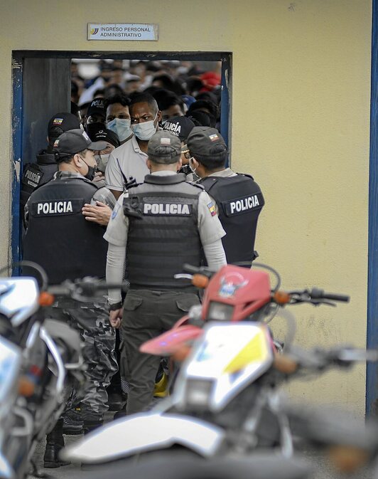 Polizia matxinada baten ondoren Ekuadorreko espetxera sartu ezinik (Marcos Pin MENDEZ I EUROPA PRESS)
