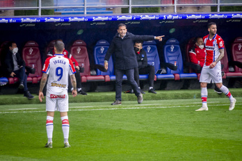 Calleja durante el derbi en Ipurua. (Jaizki FONTANEDA / FOKU)