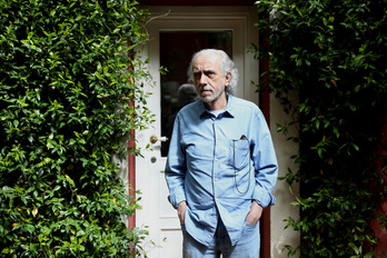 Fernando Trueba, en su casa de Madrid. (J.DANAE | FOKU)