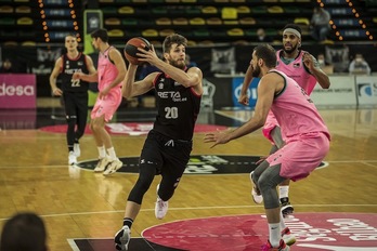En cuanto los jugadores de Bilbao Basket se vayan recuperando, deberán afrontar una locura de recta final liguera. (Aritz LOIOLA / FOKU)