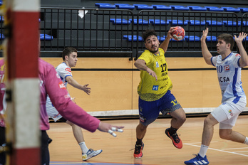 Bidasoa busca en Aranda dos nuevos puntos que le afiancen en el segundo puesto. (Jon URBE/FOKU)