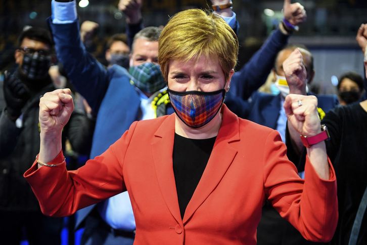 Sturgeon ha seguido el recuento desde Glasgow. (Andy BUCHANAN / AFP)