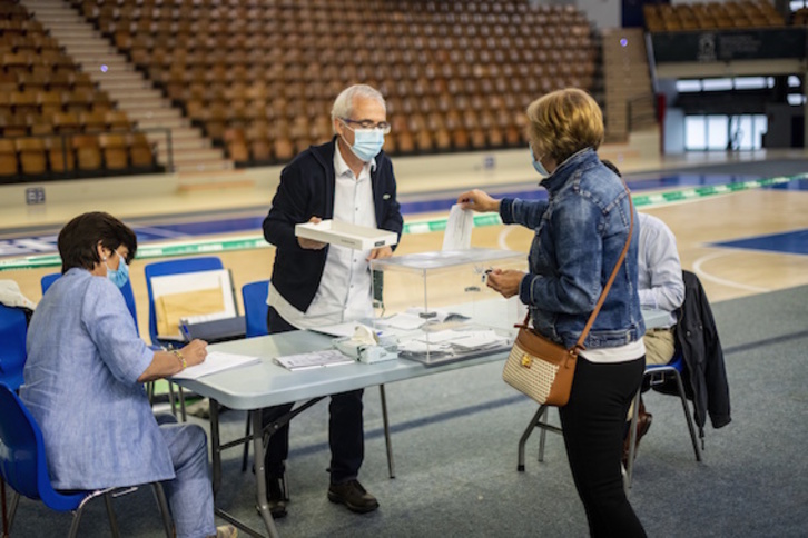 Lakua sí realizó en 2020 encuestas electorales y hasta postelectorales. En 2021 no habrá hasta junio. (Jaizki FONTANEDA-FOKU)