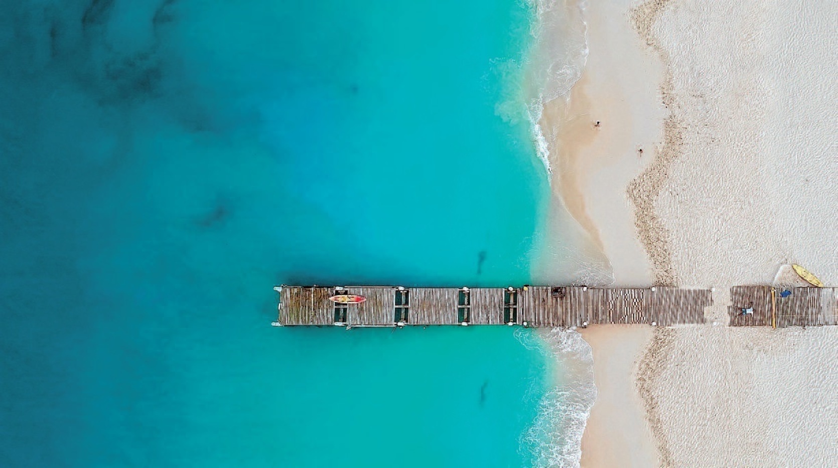 Arubajo Eagles Becach, munduko zazpigarren ederrena, bidaiaren ustez. 