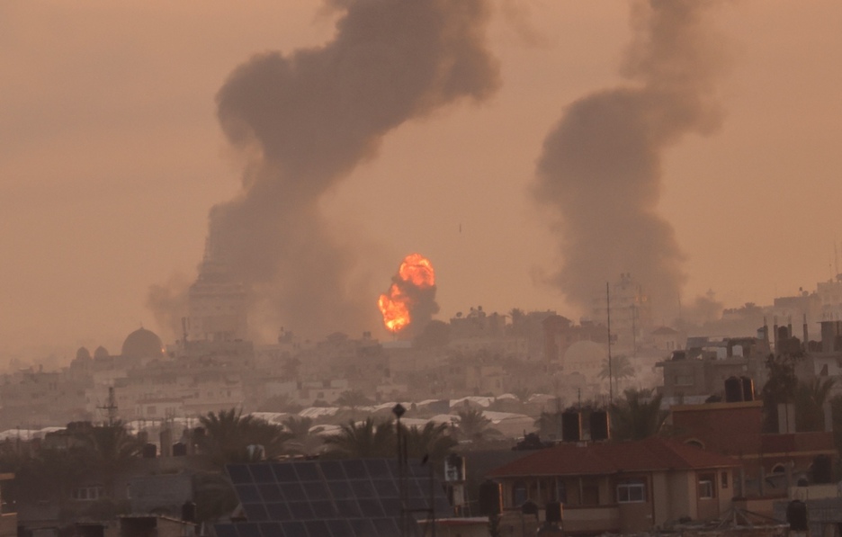 Impacto de un misil en Gaza. (Said KHATIB/AFP)