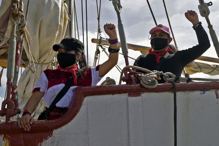 Zapatistak Isla Mujeres uhartetik abiatu zireneko une bat, joan den maiatzaren 2an. (Alfredo ESTRELLA/AFP)
