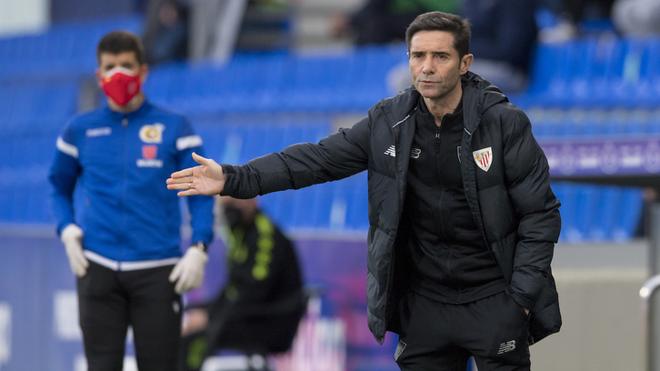 Marcelino en el partido ante el Huesca. (@AthleticClub)