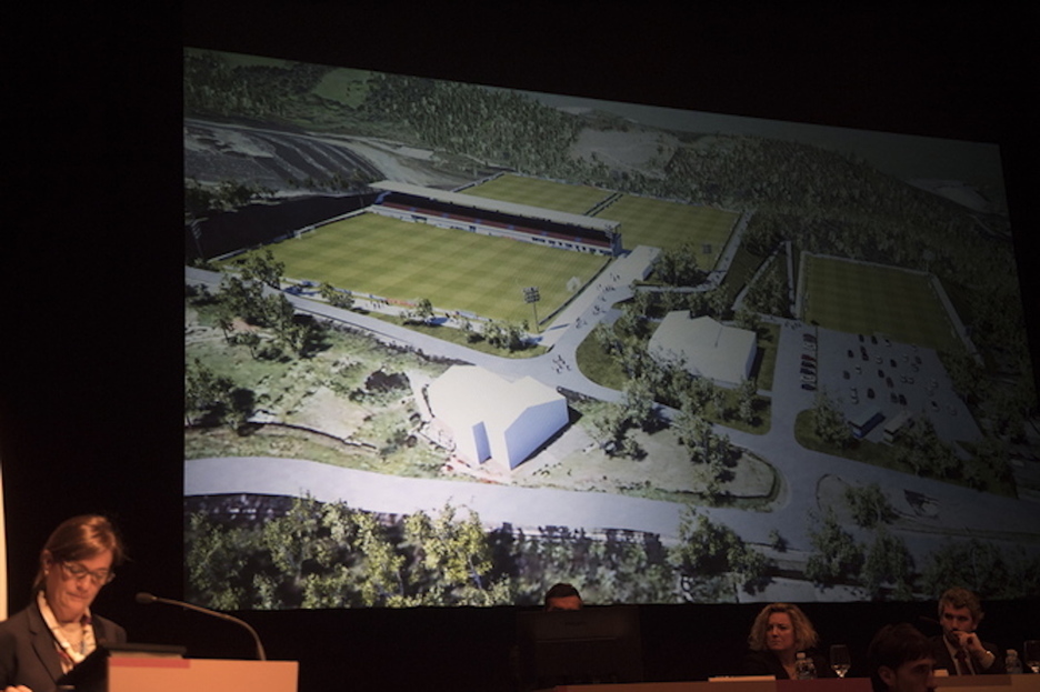 En octubre de 2018 se aprobó la construcción de una nueva ciudad deportiva, en terrenos de Mallabia. (Gorka RUBIO / FOKU)