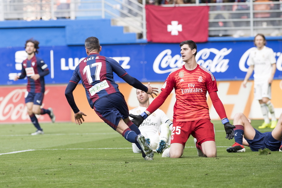 Ipurua ha disfrutado de grandes momentos, como el 3-0 al Real Madrid en la 2018-2019. (Juan Carlos RUIZ / FOKU)