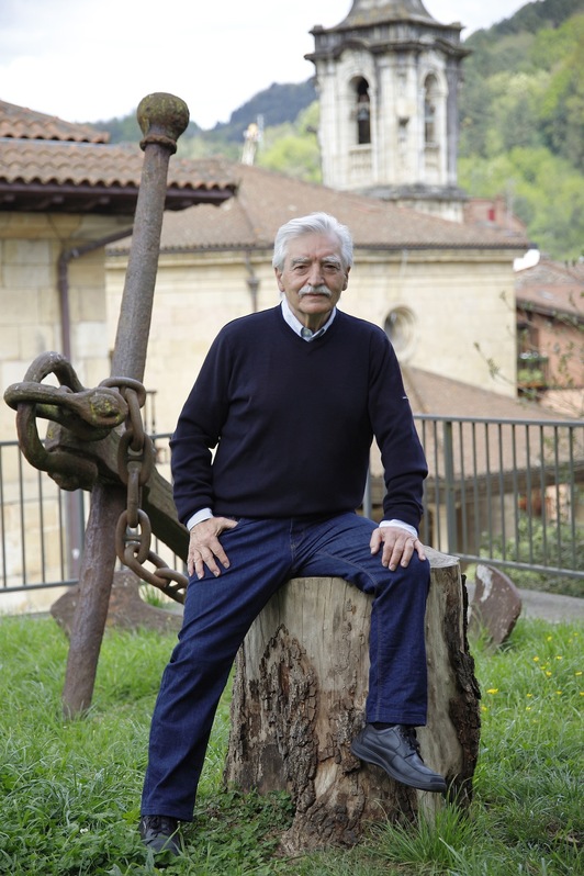 Patri Urkizu, Lezoko bere txoko maite batean, webgunea aurkeztu zuen egunean, joan den apirilean. (Maialen ANDRES/FOKU)