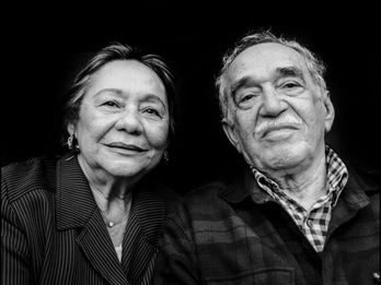 Mercedes Barcha Pardo y Gabriel García Márquez, en Los Ángeles en 2008. (Steve Pyke-Penguin Random House)