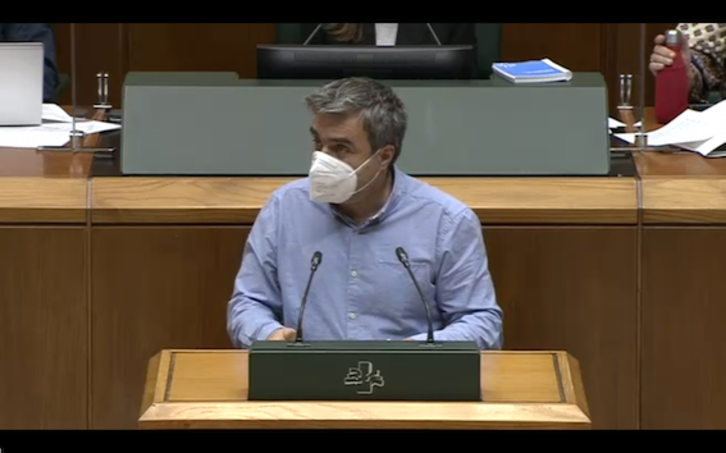 Mikel Otero, de EH Bildu, impulsor de la propuesta parlamentaria.