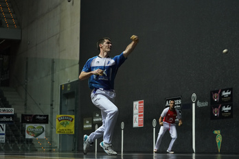 Beña Rezusta ha vuelto a dejar muy buenas sensaciones en la cancha. (Aritz LOIOLA/FOKU)