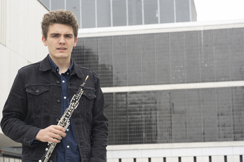 Martin Zulaika oboe jotzailea, Nafarroako Goi Mailako Eskolan. (Jagoba MANTEROLA / FOKU)