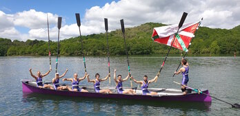 La tripulación de Santurtzi se ha llevado el oro en el Campeonato de Euskadi de Trainerillas. (ITSASOKO AMA ARRAUN TALDEA)