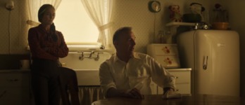 Diane Lane y Kevin Costner son un matrimonio alejado de su nieto. (NAIZ)