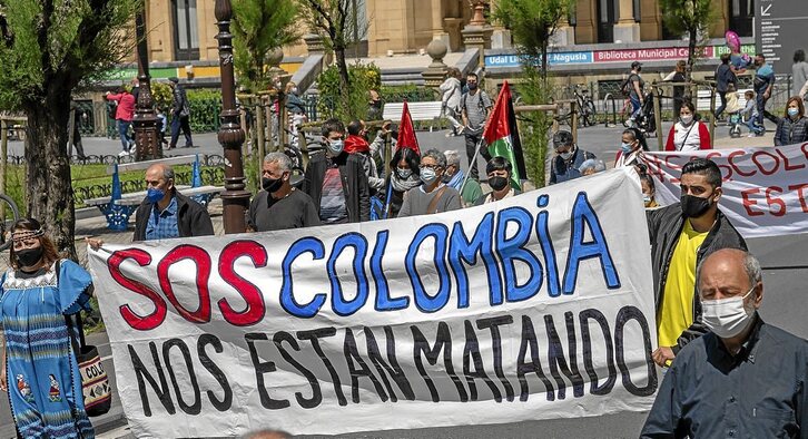 Euskal Herrian ere izan du oihartzuna Kolonbiako egoerak. Irudian, Donostia. Andoni CANELLADA | FOKU