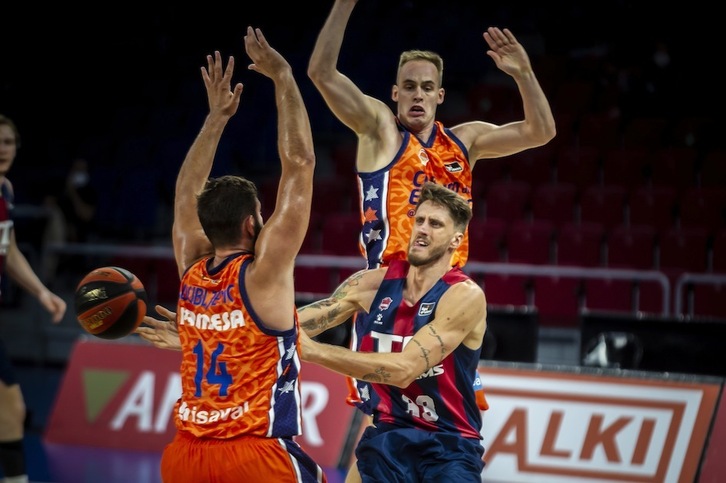 La recuperación de Polonara es una de las mayores preguntas que deberá responder Saski Baskonia a partir de este lunes en los playoffs. (Jaizki FONTANEDA / FOKU)