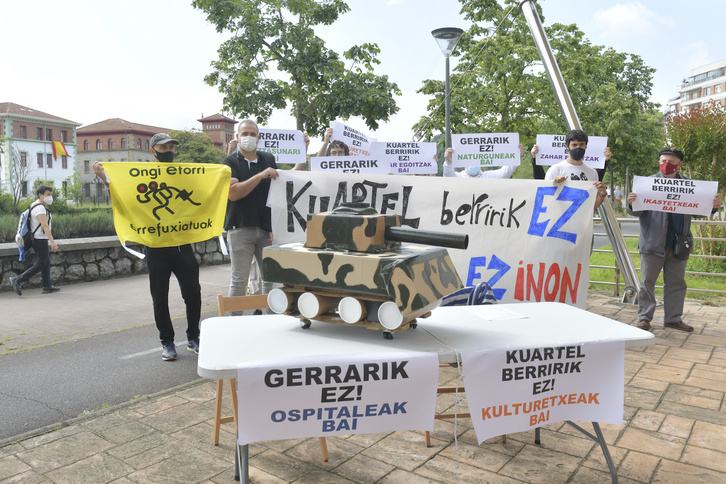 Presentación de la iniciativa en la Plaza Latsari de Loiola. (Idoia ZABALETA/FOKU)