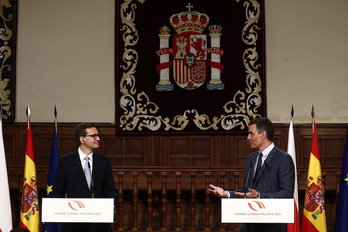 Sánchez ha comparecido tras su encuentro con el primer ministro polaco, Mateusz Morawiecki. (Sergio PÉREZ/AFP)