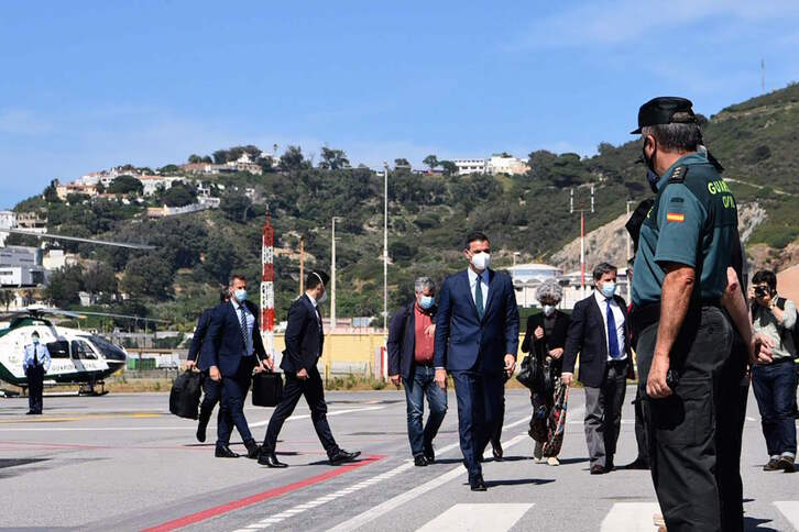 El presidente del Gobierno español, Pedro Sánchez, en su visita a Ceuta el pasado 18 de mayo. (Antonio SEMPERE/AFP)
