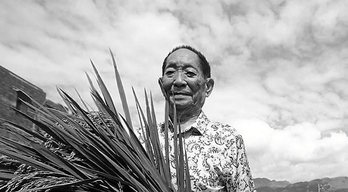 Yuan Longping 90 urterekin zendu berri da.