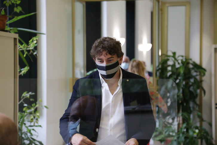 Eneko Andueza, parlamentario y líder del PSE en Gipuzkoa.        (Endika PORTILLO I FOKU)