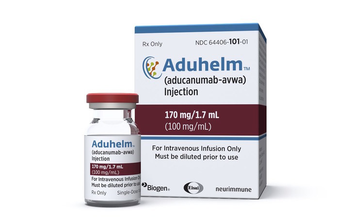 El nuevo medicamento aprobado contra el alzheimer se llama Aduhelm.
