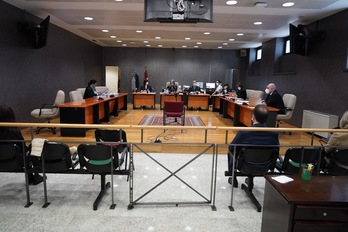 Vista de la sala en la ue se ha celebrado el juicio contra funcionarios del Servicio de Infancia. (Aritz LOIOLA / FOKU)