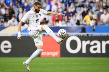 La inclusión de Benzema, tras hacer las paces con Deschamps, agranda las opciones al título de Francia. (Franck FIFE/AFP)