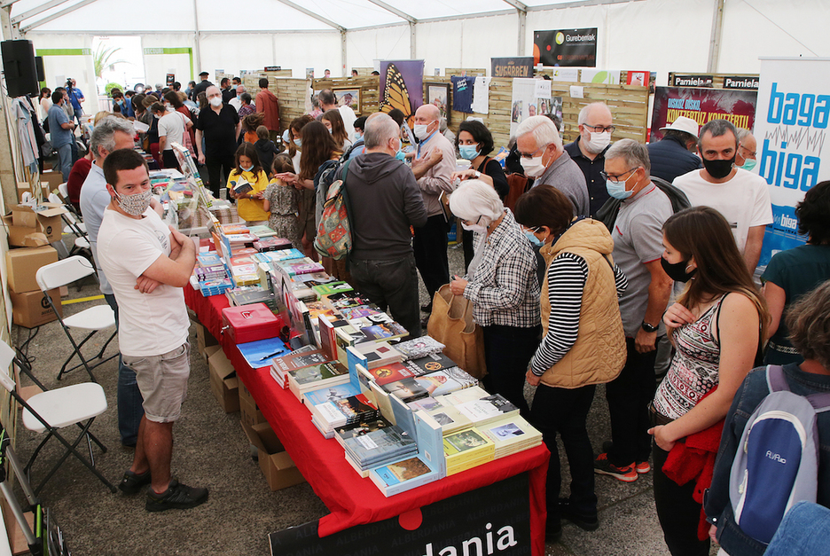 Le salon, qui n'avait pas avoir lieu l'a passé, a attiré du monde. © Bob EDME 