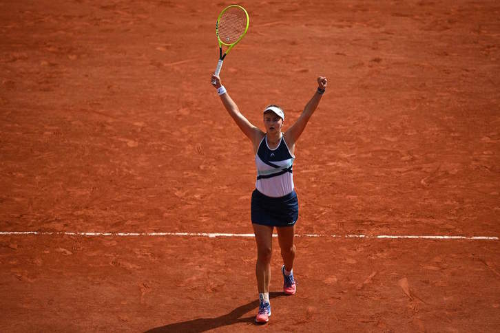 Barbora Krejcikova se ha hecho con su primer Grand Slam en París. (Anne-Christine POUJOULAT/AFP)