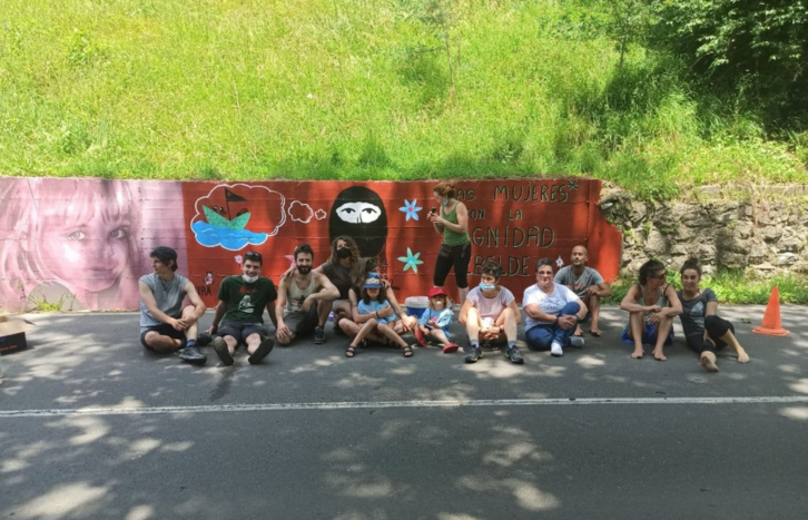 En Zeberio han pintado un un mural con motivo de la gira zapatista. (BIRA ZAPATISTA)